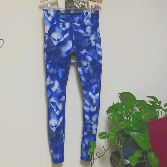 lululemon athletica Pants - Lululemon Women's leggings Size 4